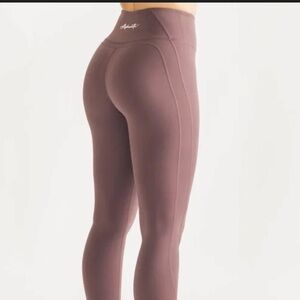 Alphalete Pulse Surge Legging